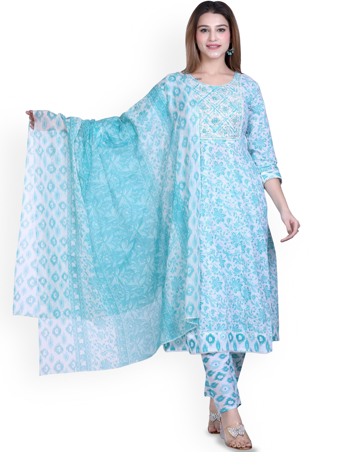 Woollen 4U Women Floral Printed Kurta with Trousers & Dupatta
