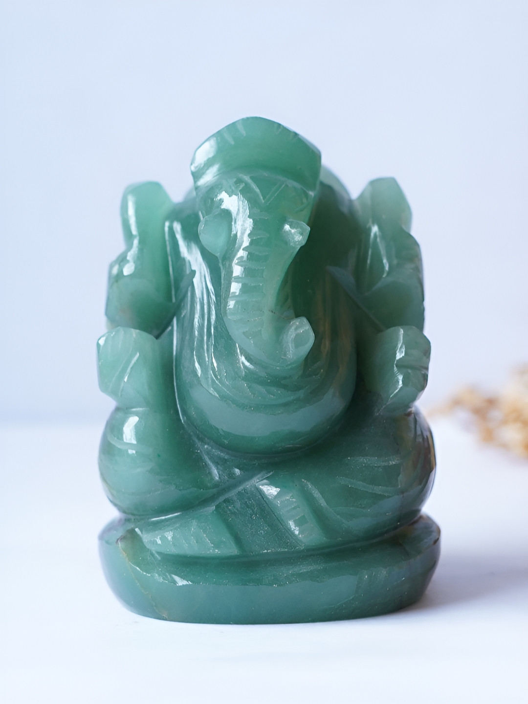 Zhupuk Green Crystal Natural Prayer Room Medium Showpiece - 1.2 Inches