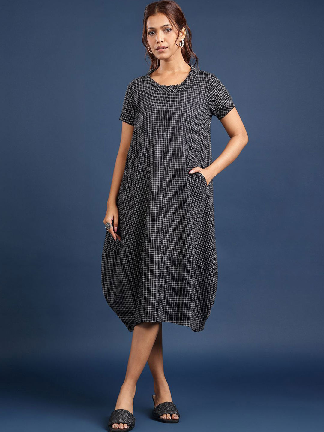 Taavi Checked Pure Cotton Round Neck Black Checks Dress