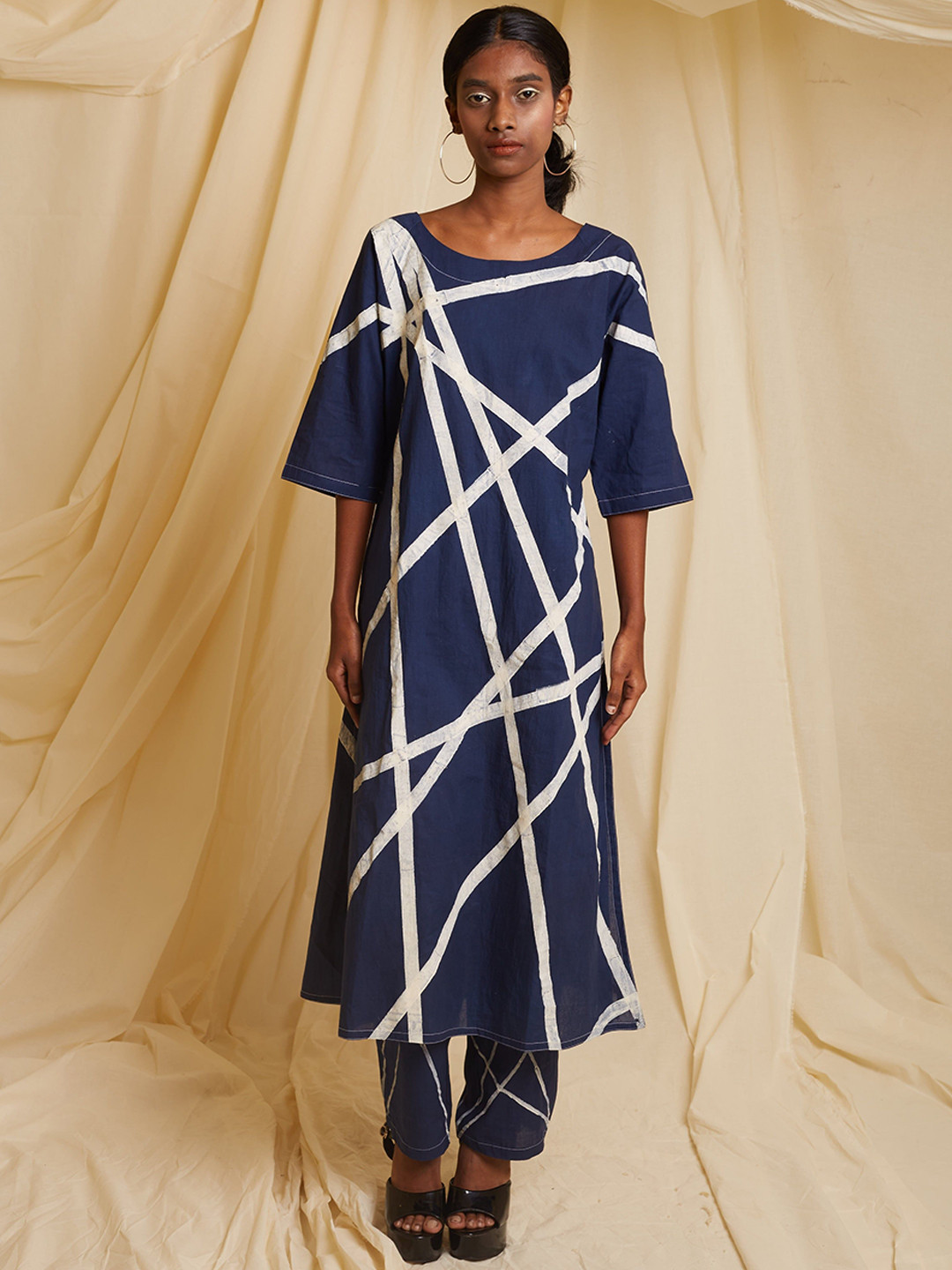 Banana Labs Crossroads Strikes Printed Pure Cotton Straight Kurta With Trousers & Dupatta