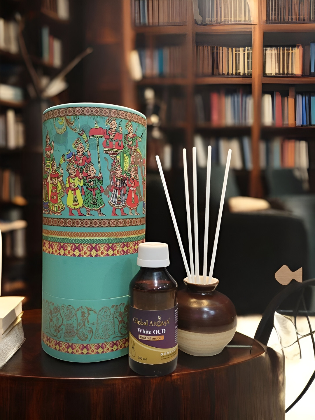 GLOBAL AROMA Brown & Blue OUD Reed Aroma Oil Diffuser Set - 100 ml