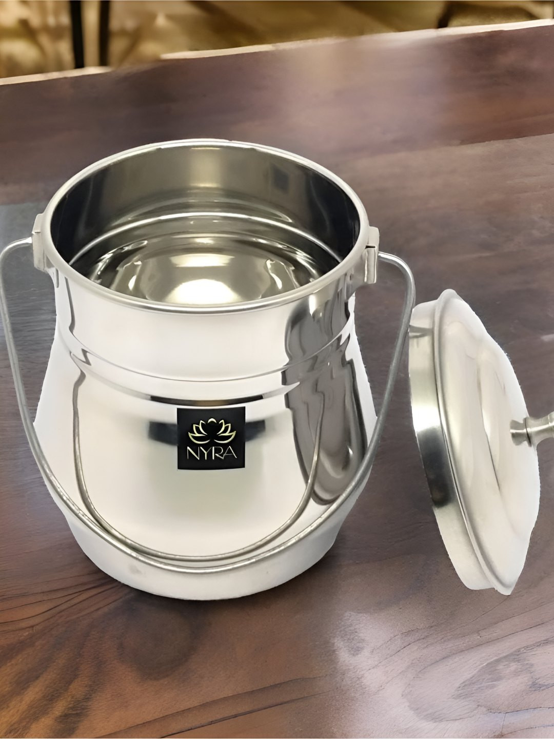 Nyra Kitchenware Steel Stainless Steel Dishwasher Safe Magnetic Milk Pitcher-2.6L