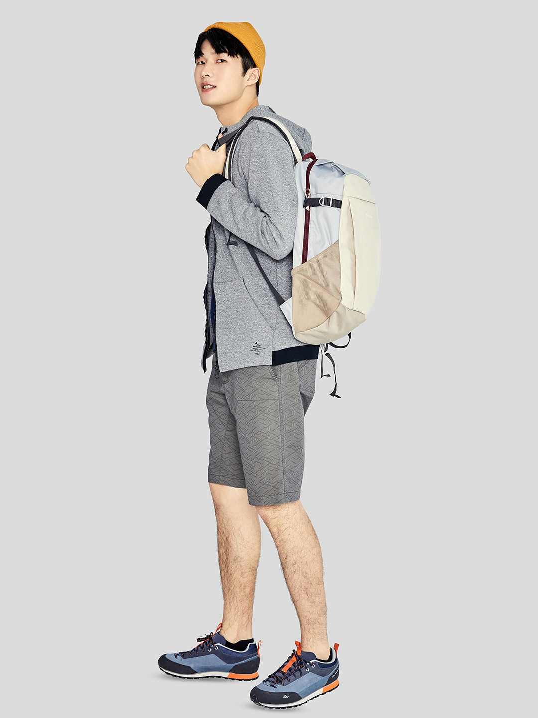 Decathlon QUECHUA - Men Colourblocked 20L Hiking Day Backpack