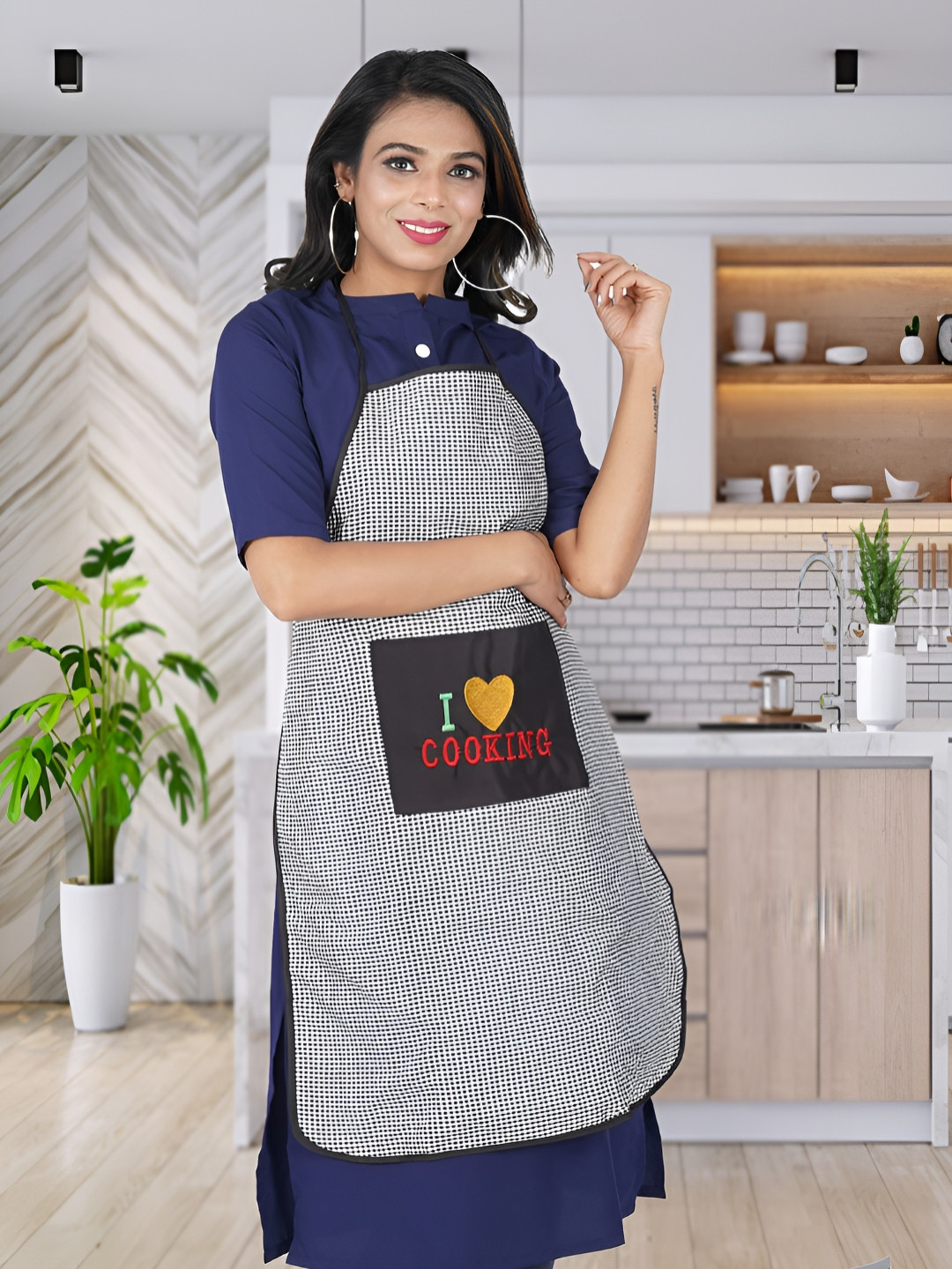 KANUSHI INDUSTRIES Black & Yellow Checked Cotton Waterproof Chef Apron