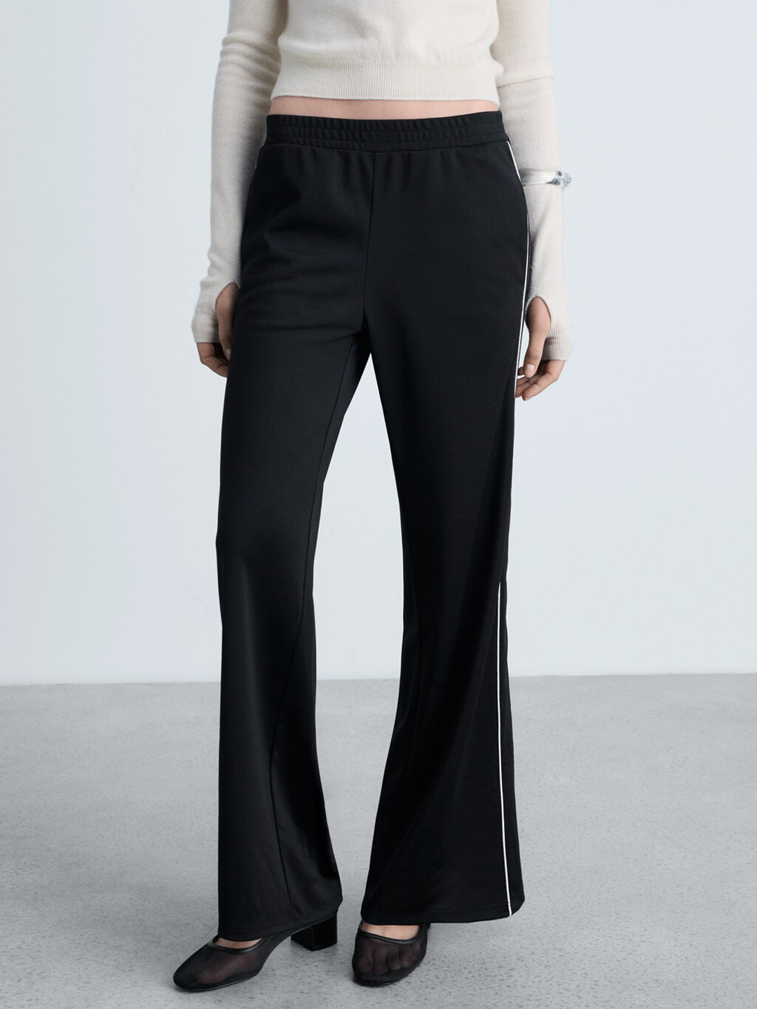 MANGO Women Contrast Piping Detail Trousers
