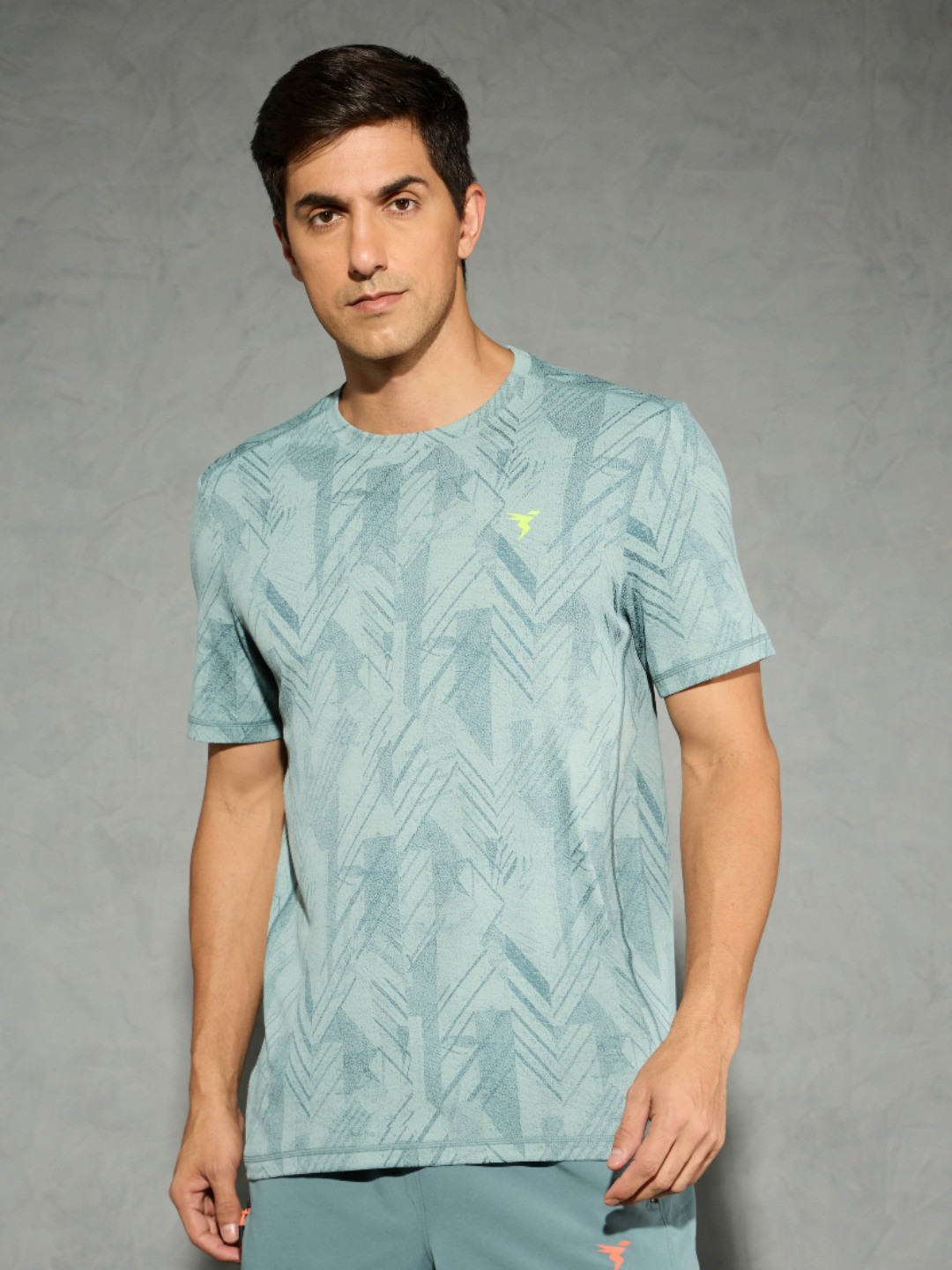 Technosport Floral Tropical Antimicrobial Slim Fit T-shirt