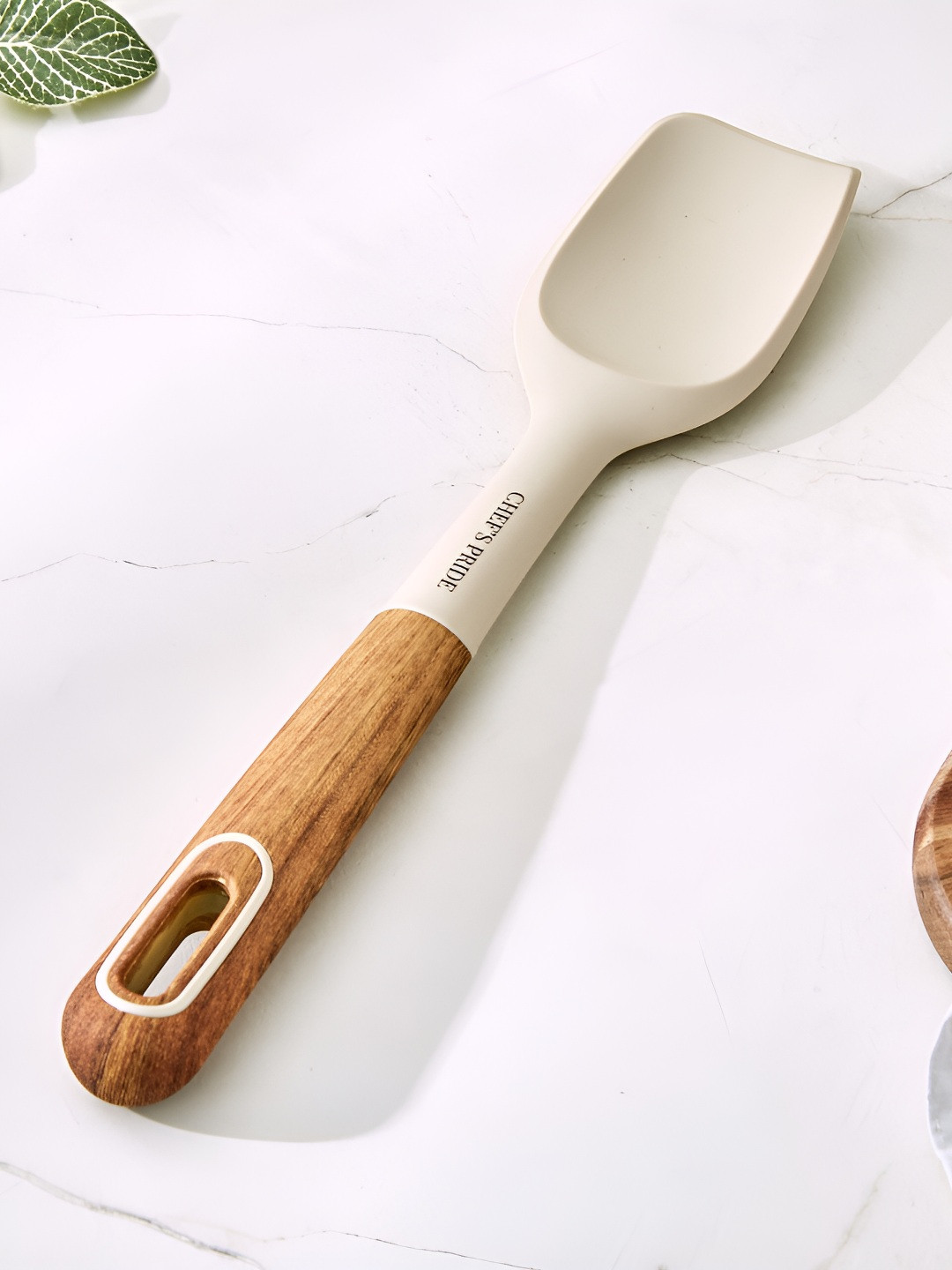 Home Centre Chef's Pride Cream-Colored & Brown Cerro Serving Scoop With Wooden Handle