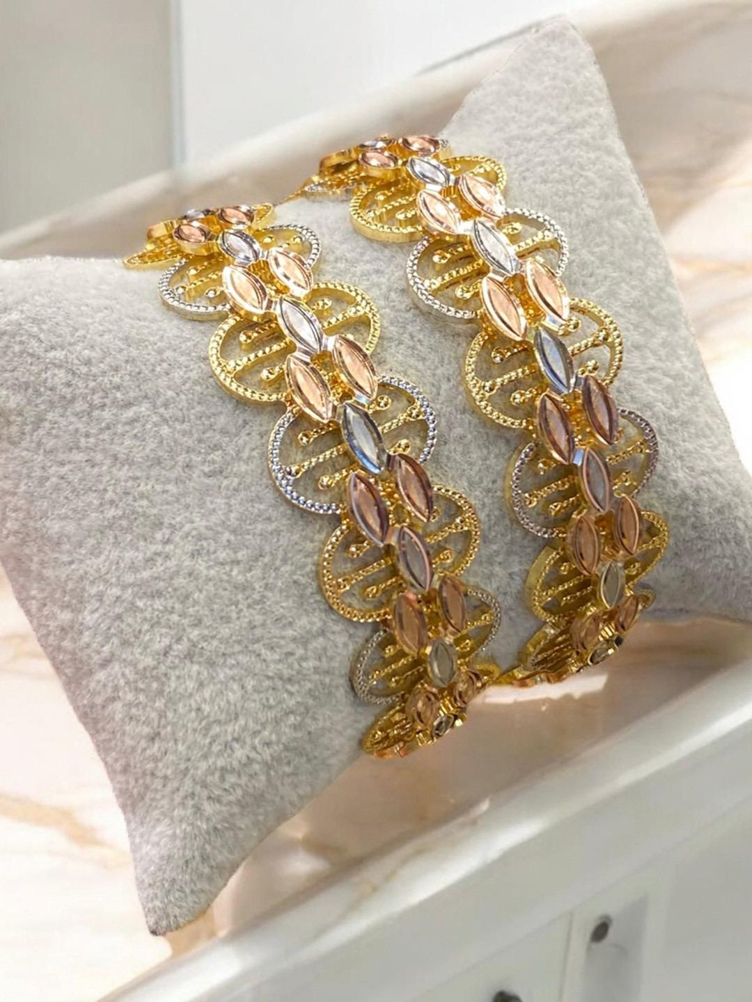 FAA FASHION Set Of 2 Gold-Plated Mix Designer Bangles