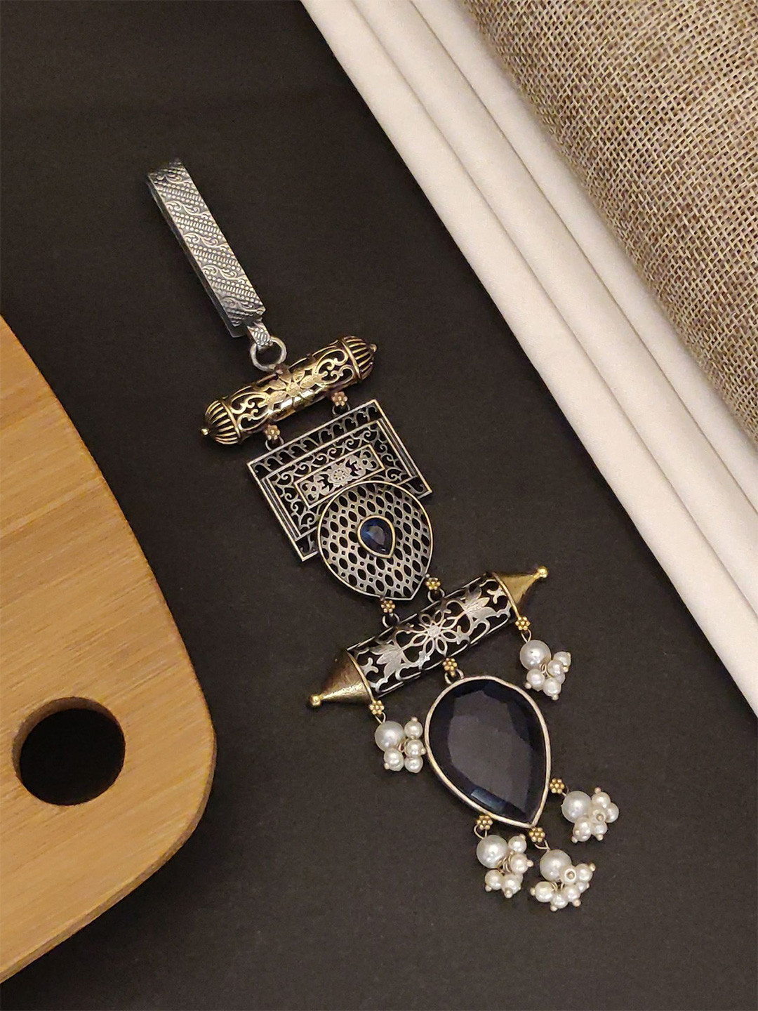 ABDESIGNS Palted Royal Artificial Stones Studded Saree Clip Saree Accessories