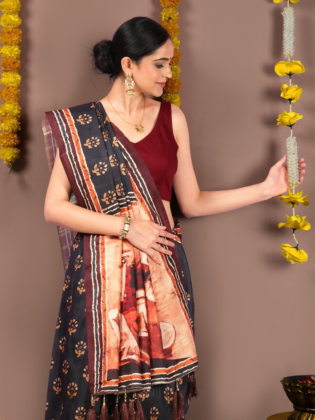 Seona Couture Women Floral Print Patola Saree