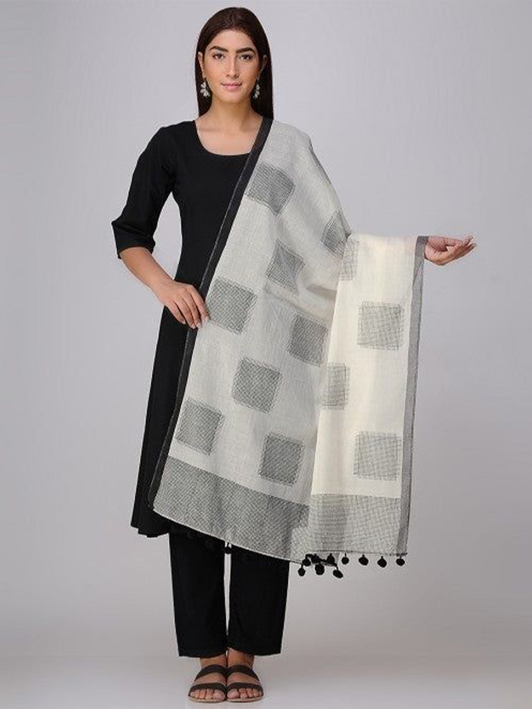 Banana Labs Space Crossed Geometric Printed Cotton Dupatta
