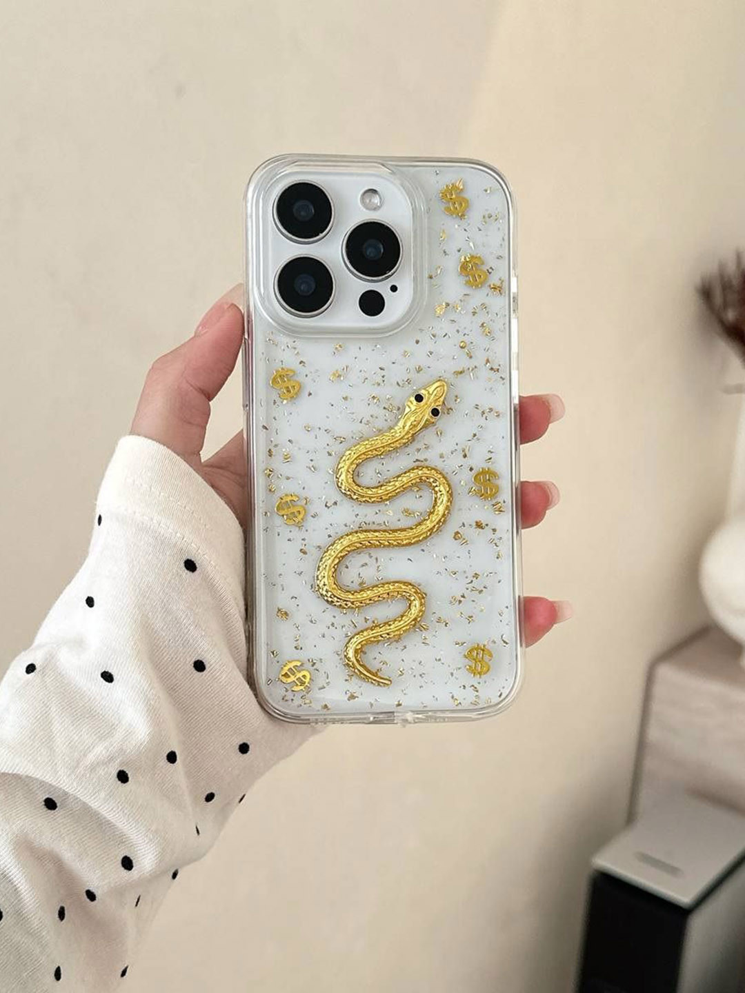 CASE CREATION Geometric Printed iPhone 15 Bumper Case Mobile Accessories