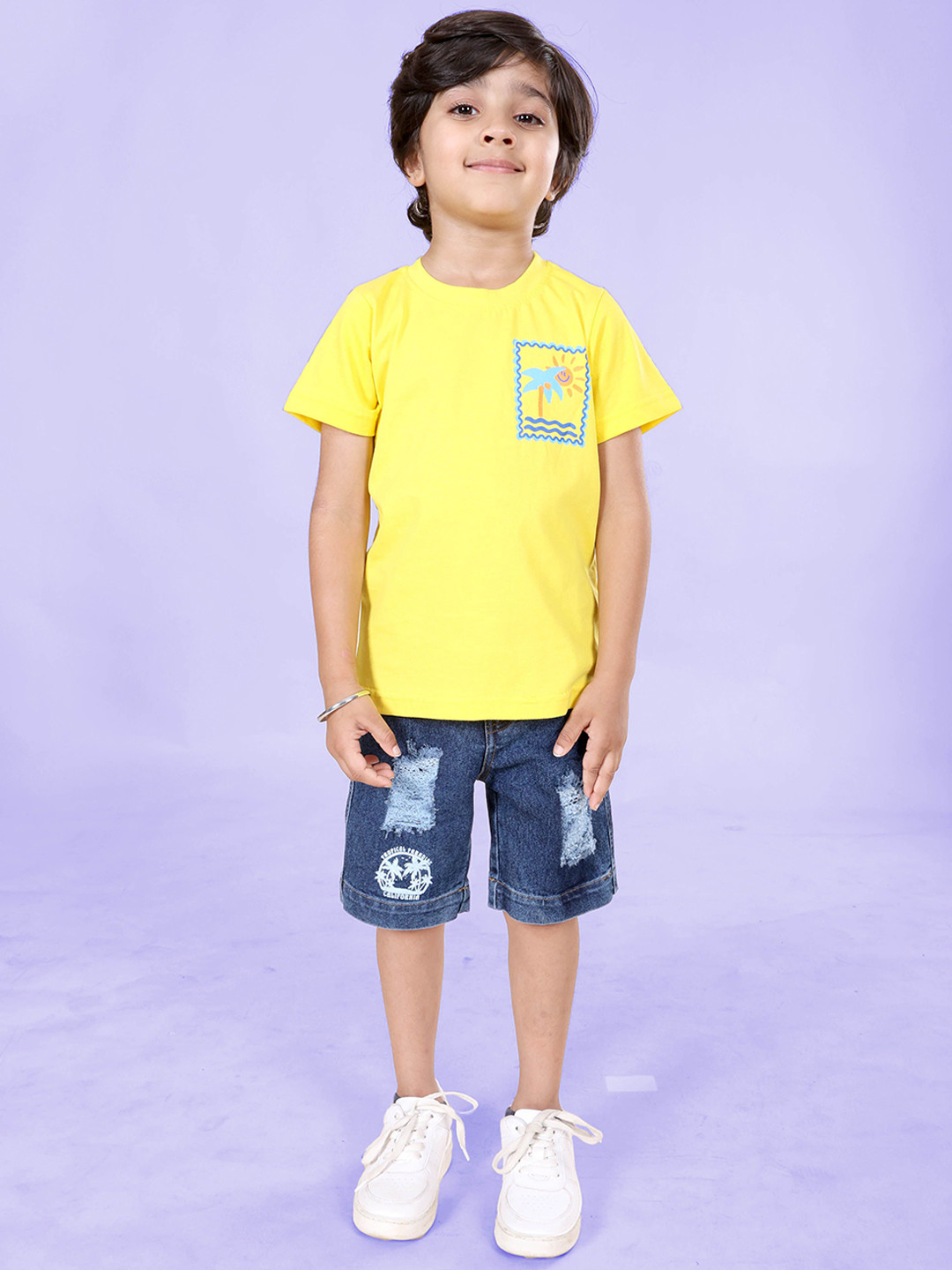 KiddoPanti Boys Palm Tree Graphic Printed Round Neck Pure Cotton T-Shirt With Shorts