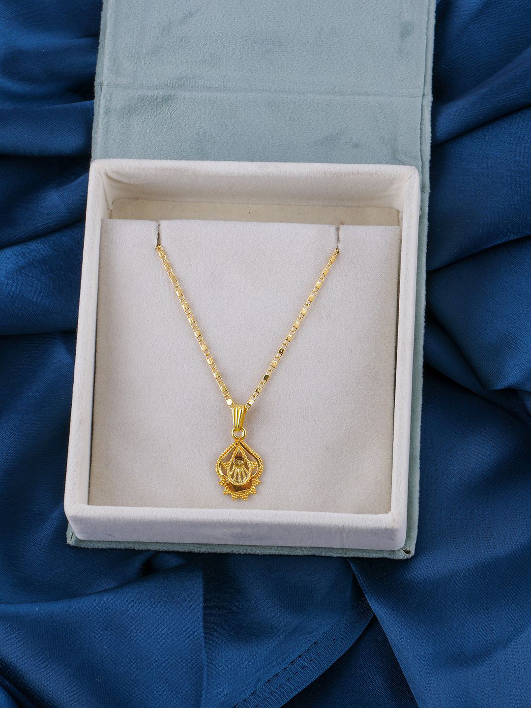 DressBerry 22k Gold-Plated Pendant With Chain