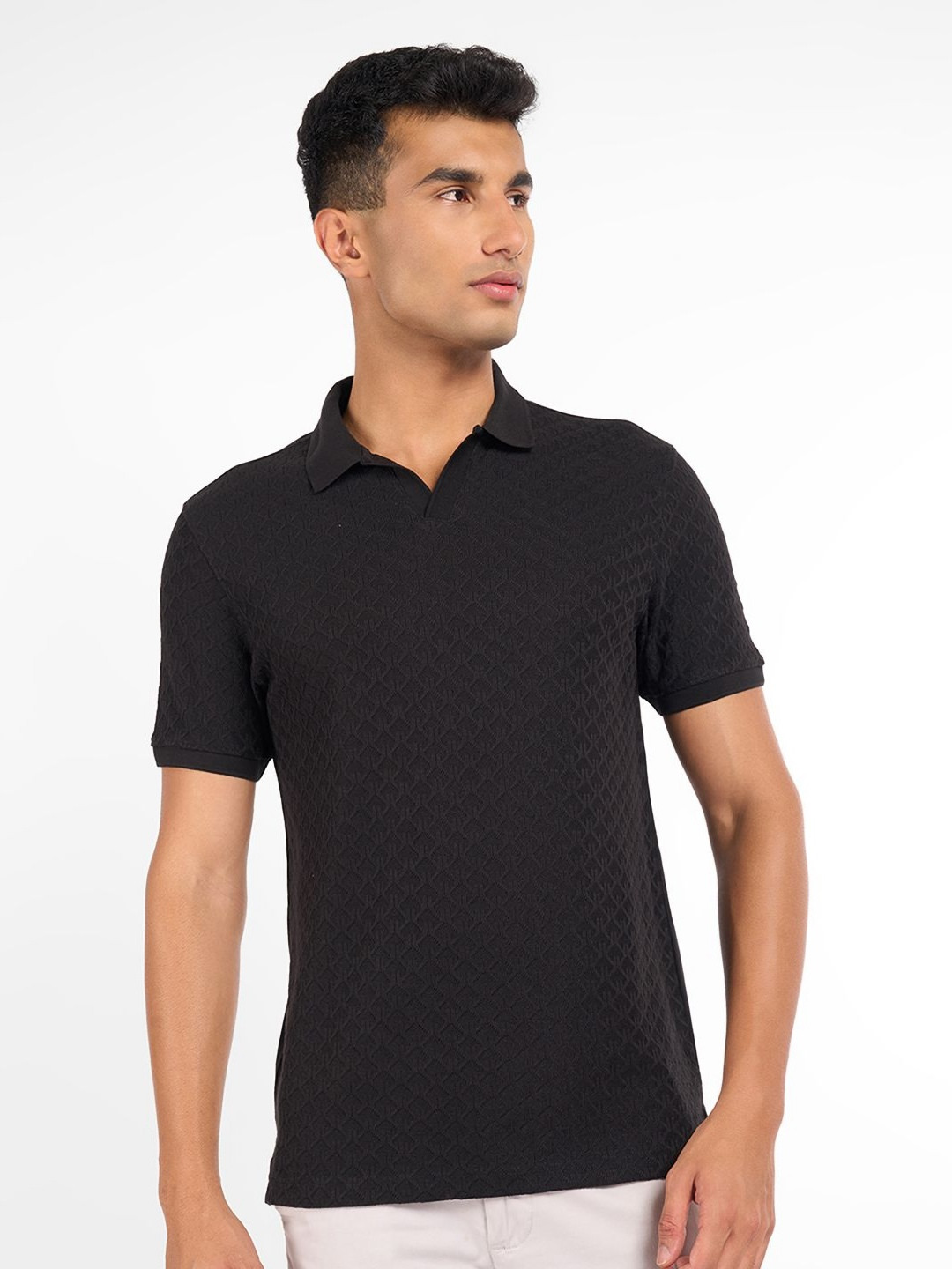 Peregrine by Pantaloons Cotton Blend Solid Polo Collar Slim Fit T-Shirt
