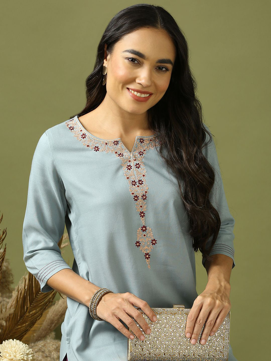 Anouk Women Embroidered Round Neck Side Slits Kurta