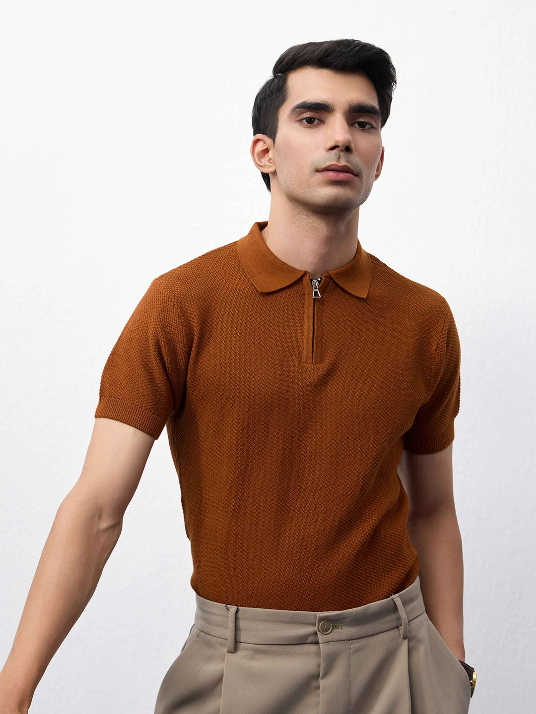 UNSTD Men  Textured  Zipper Polo Cotton T-Shirt