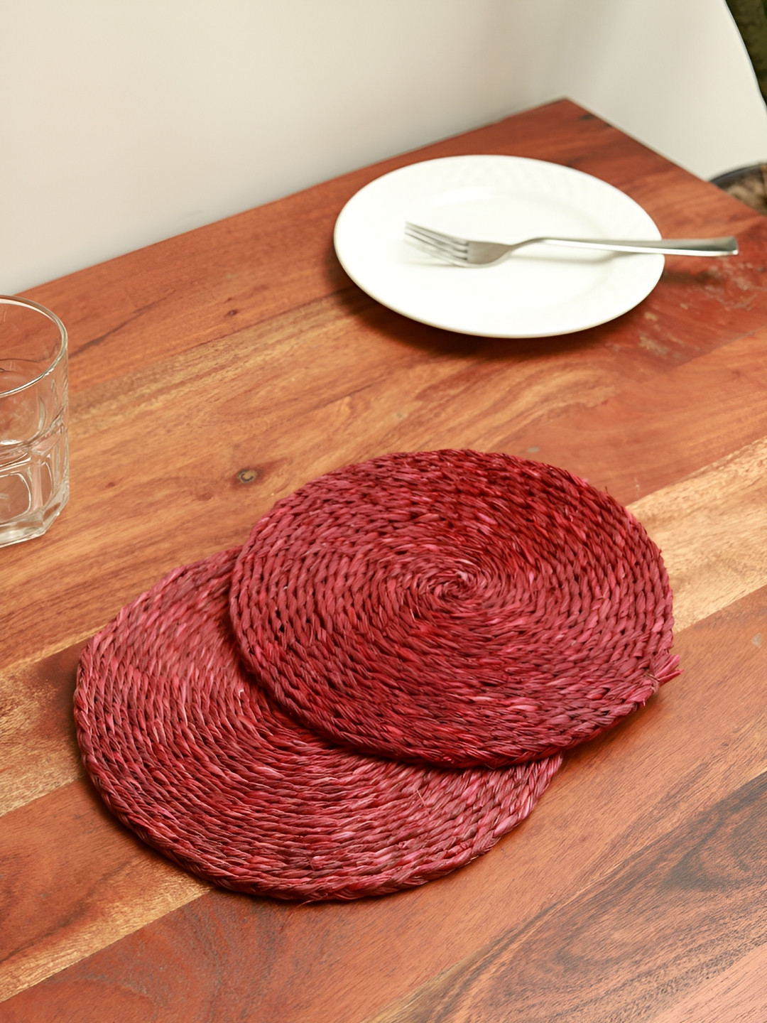 Unravel India 2-Pcs Red Spiral Round Coasters