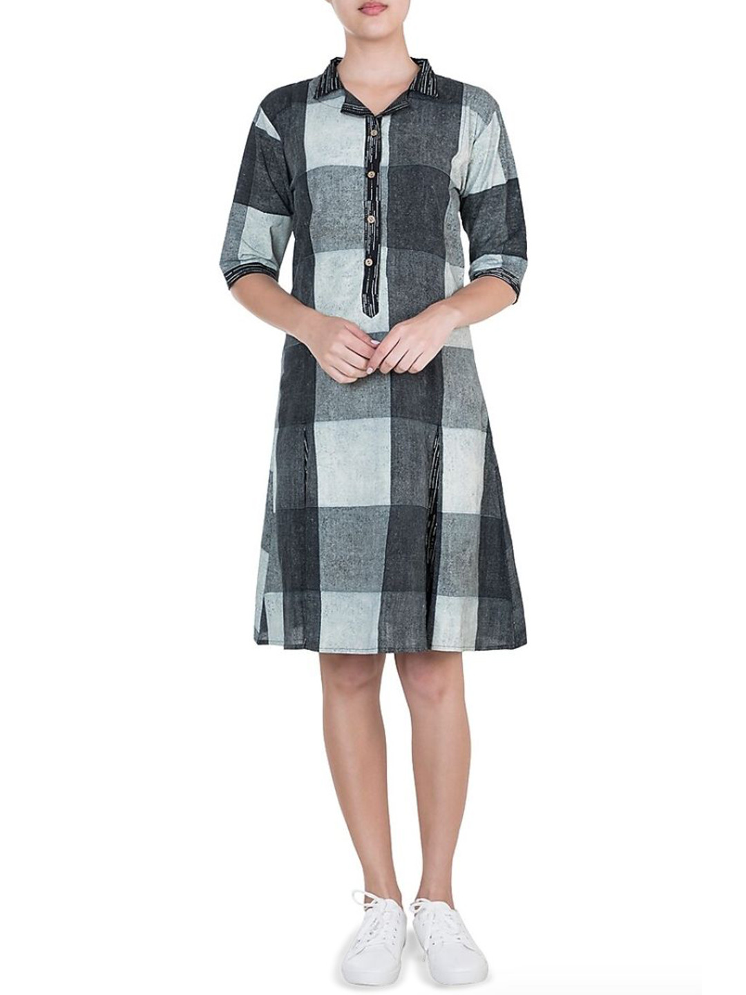 Banana Labs Shirt Coller Checked Fit And Flare  Dress