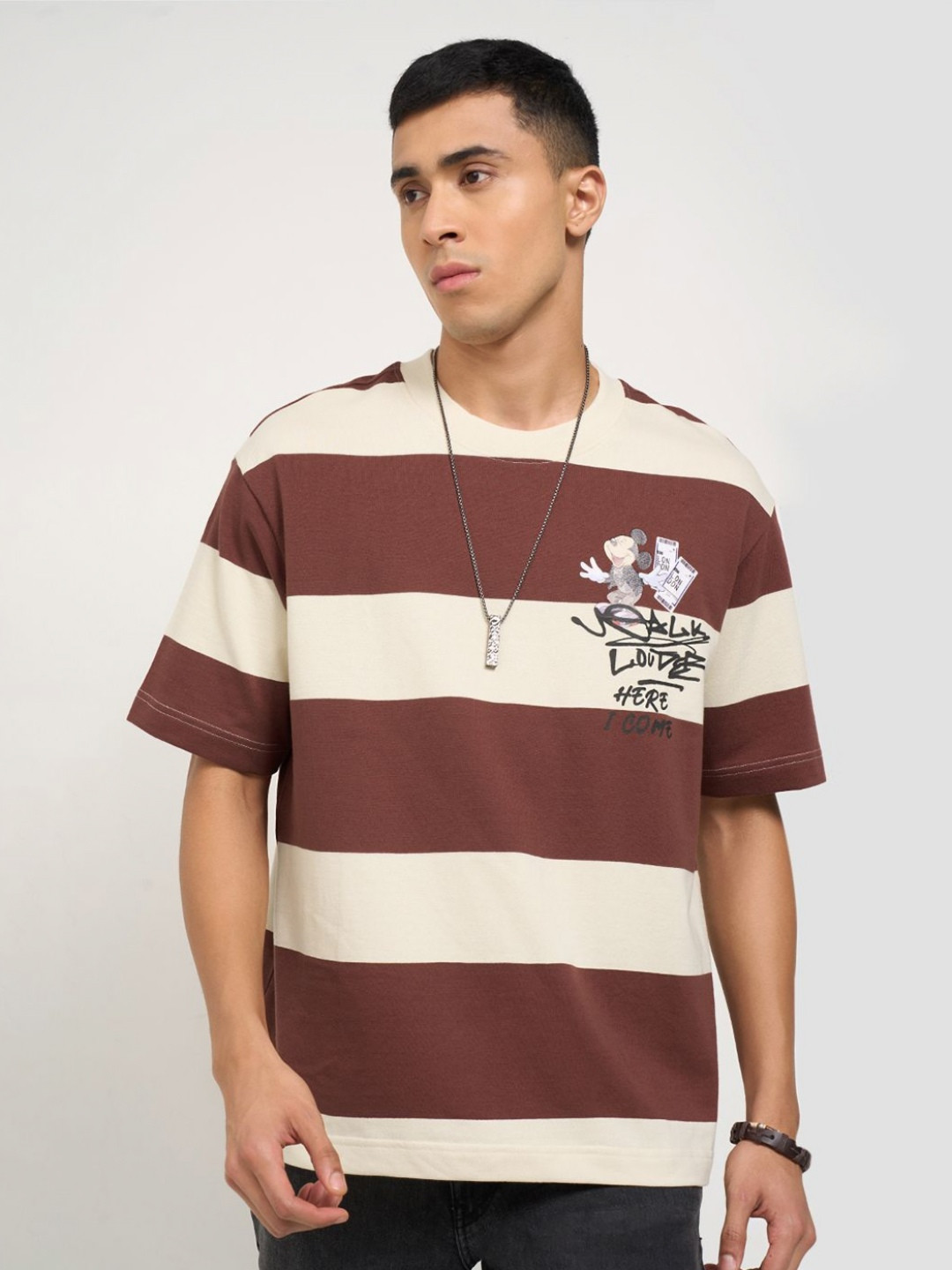 People Men Graphic Extended Sleeves Boxy Fit  Mickey & Friends T-shirt