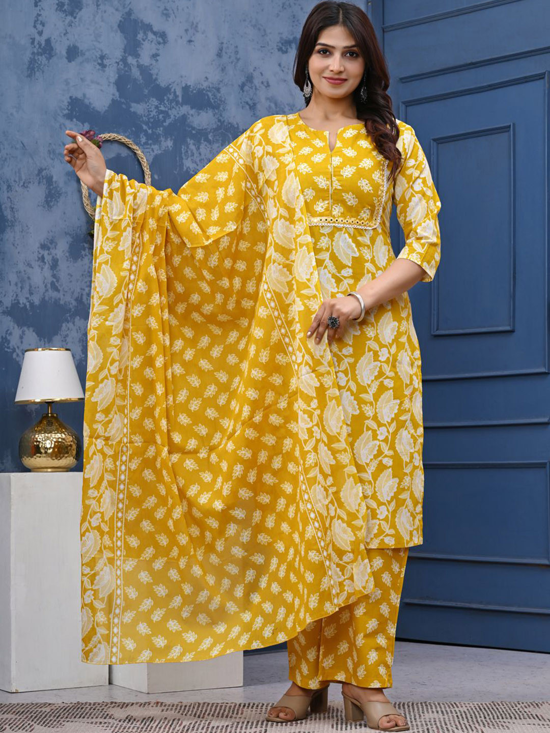 k d fab Floral Printed Pure Cotton Kurta With Trousers And Dupatta
