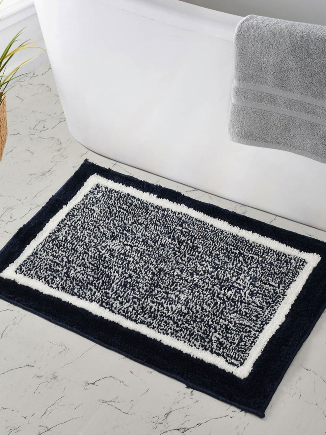 MAA HOME CONCEPT Blue & White Patterned Microfibre 1600 GSM Bath Rugs