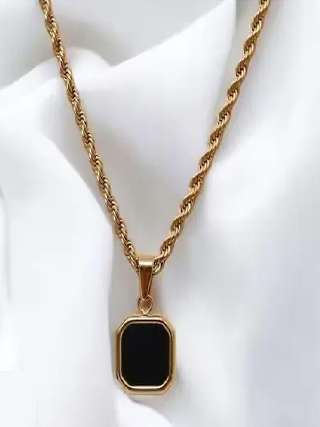 Crazy Fashion Stainless Steel Gold-Plated Onyx Stuuded Pentagon Pendant With Chain