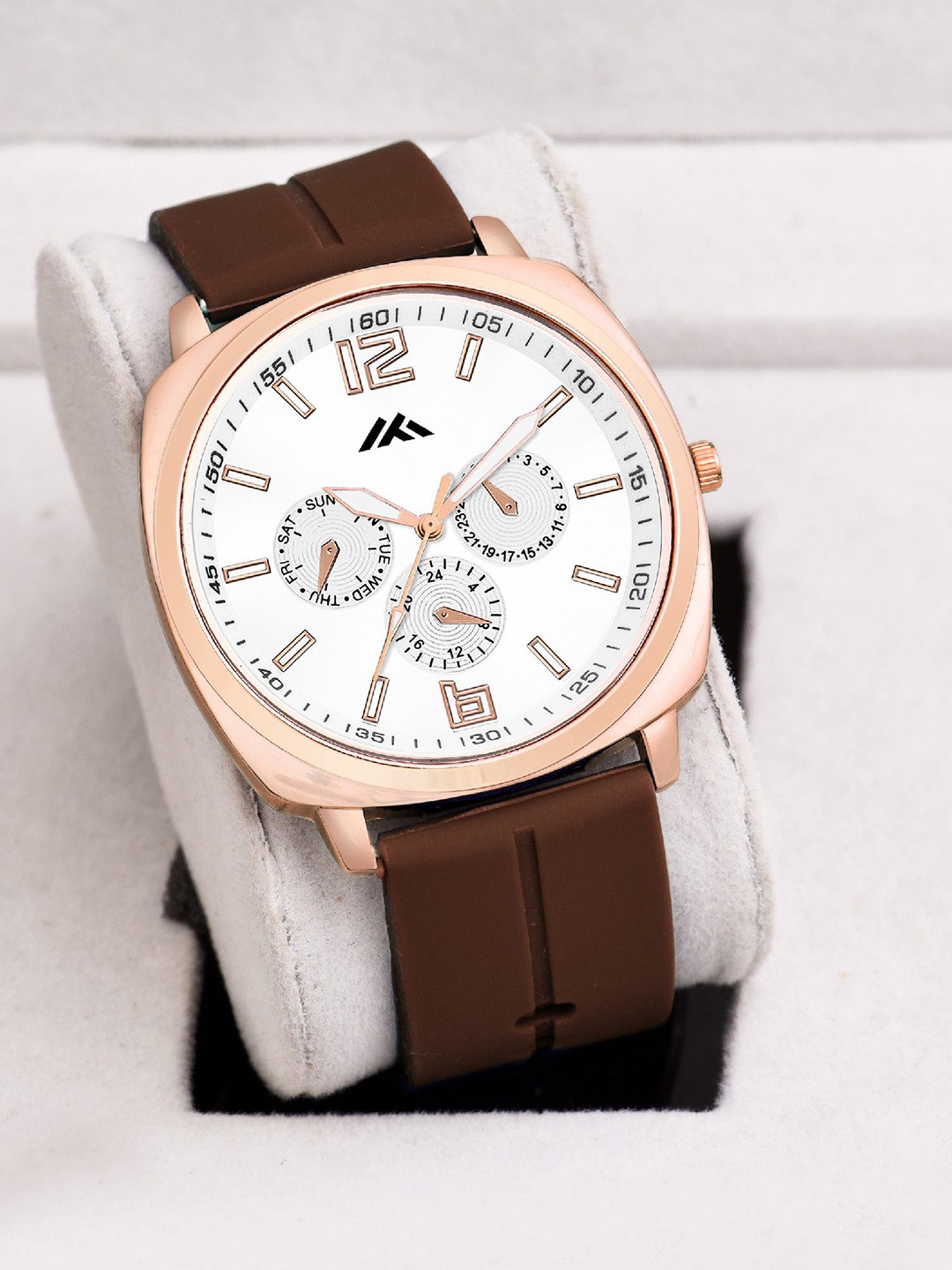 DOUBLERUN Men Dial & Leather Straps Analogue Multi Function Watch HH05NMT-57