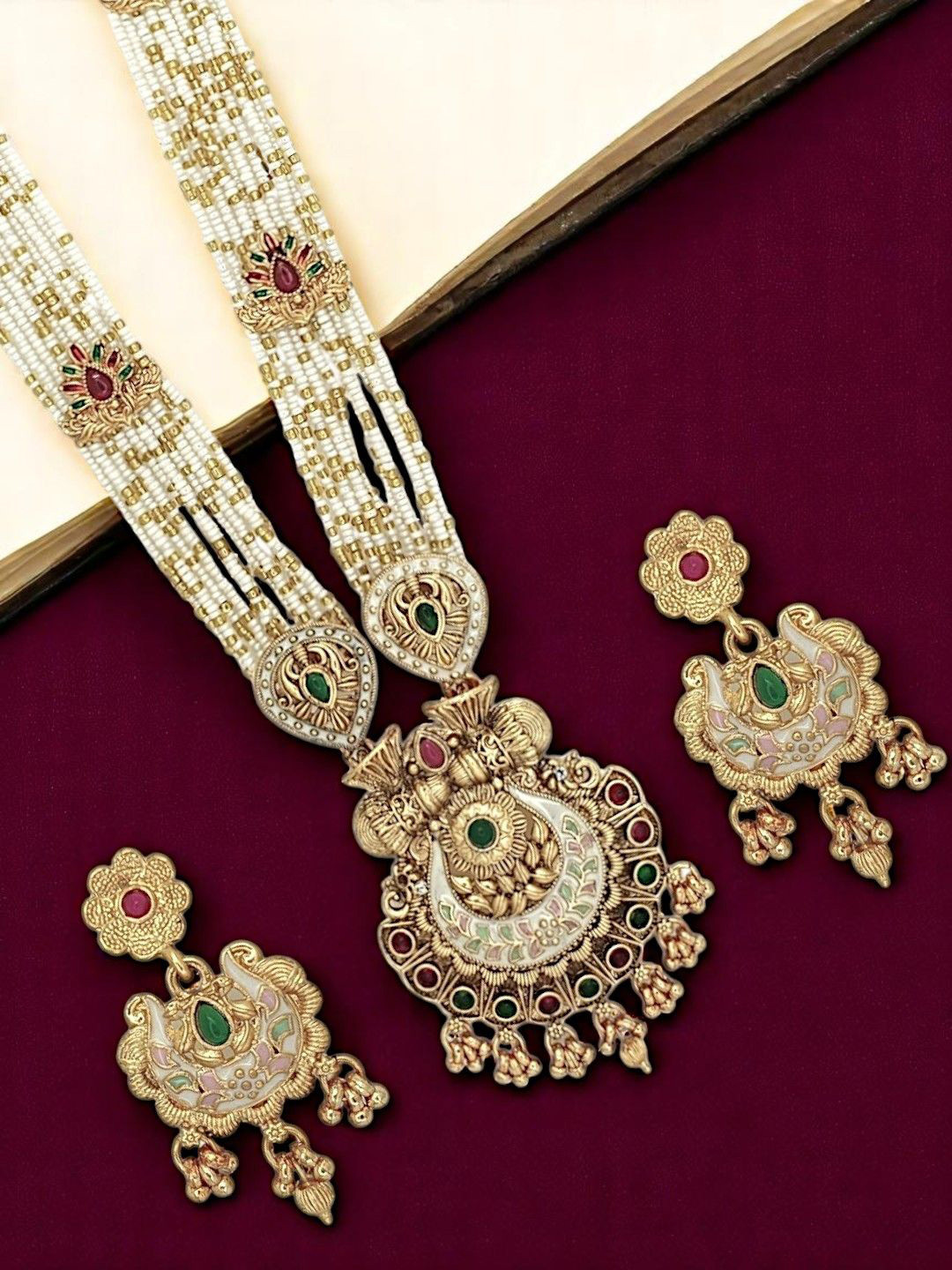 FEMMIBELLA Gold-Plated Stone-Studded & Beaded Jewellery Set