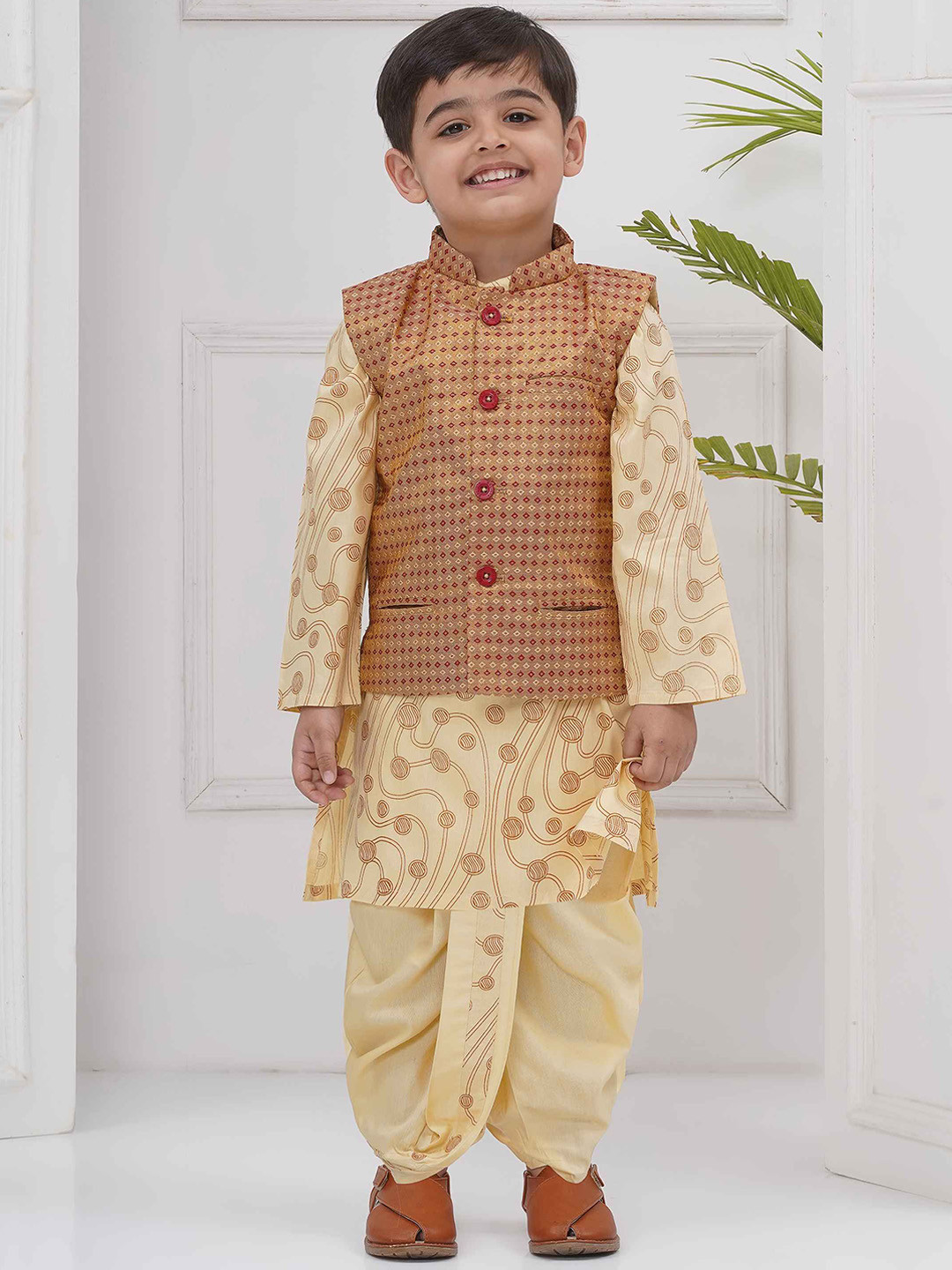 Sethukrishna Boys Floral Regular Kurta And Dhoti Pants With Nehru Jacket
