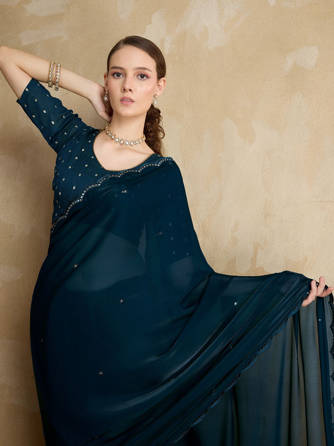 Mitera Mirror Work On Border Organza Saree