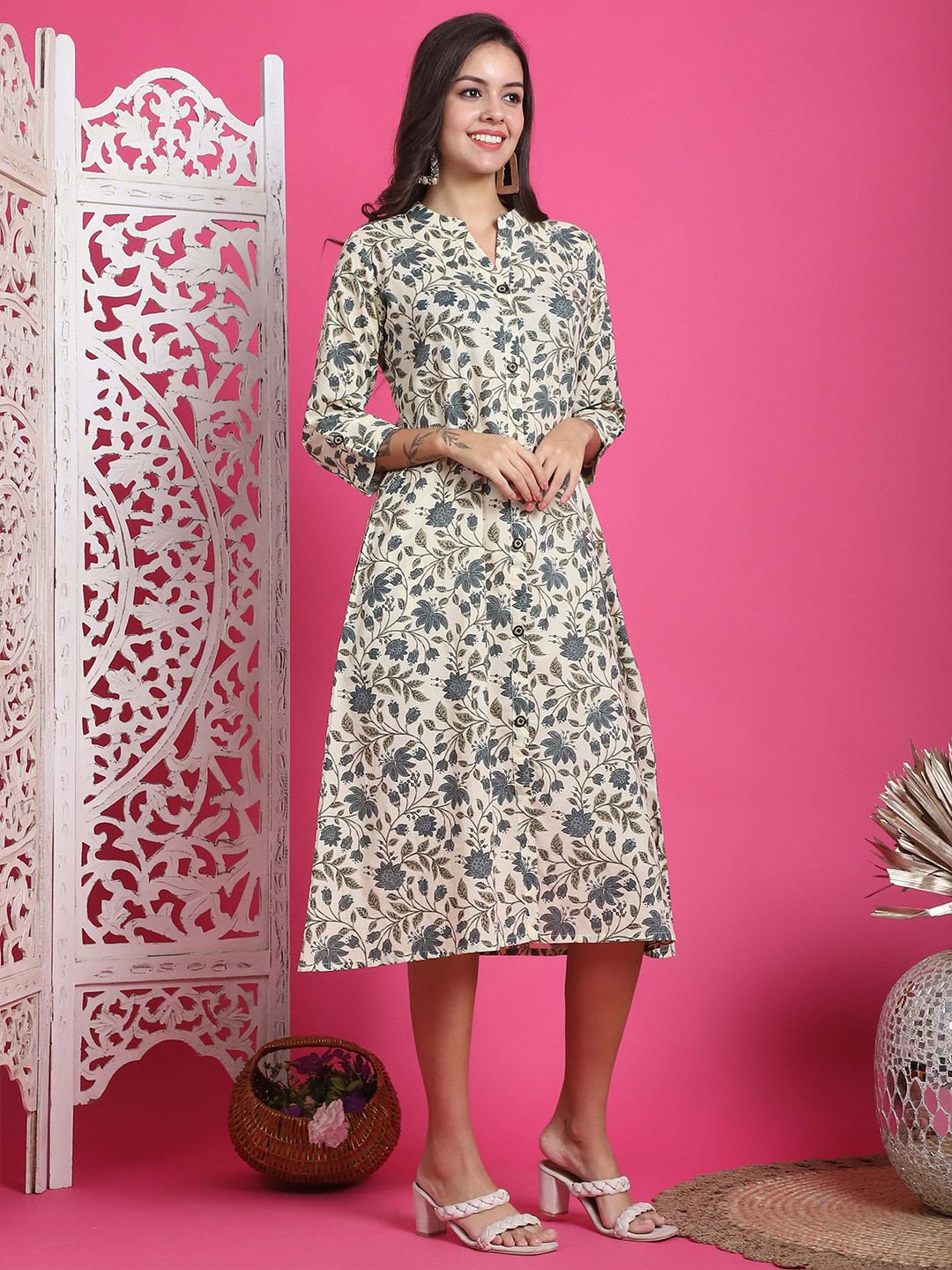 Rajnandini Women 1Floral Printed Aline Knee Length Dress
