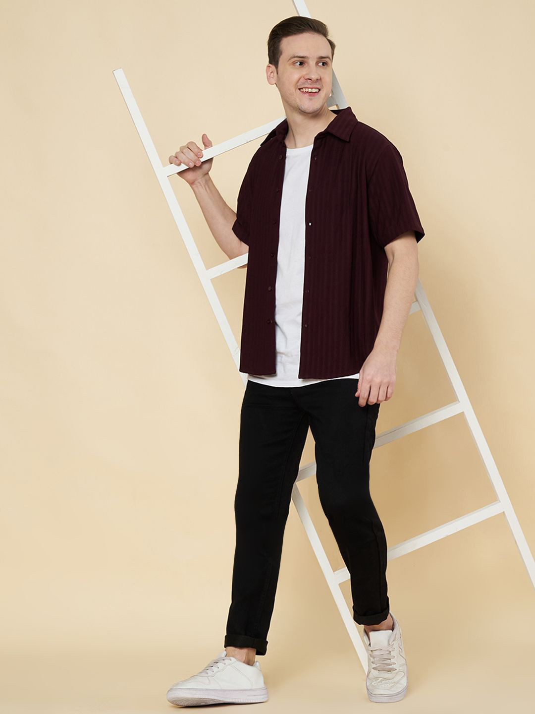 STRYZER Men Classic Textured Spread  Collar Casual Shirt