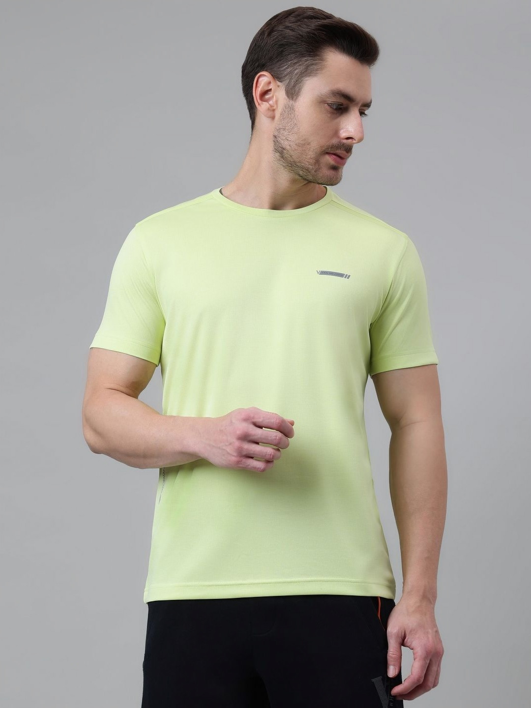 Van Heusen Innerwear Men Typographym Printed Round Neck Raw Edge T-shirt