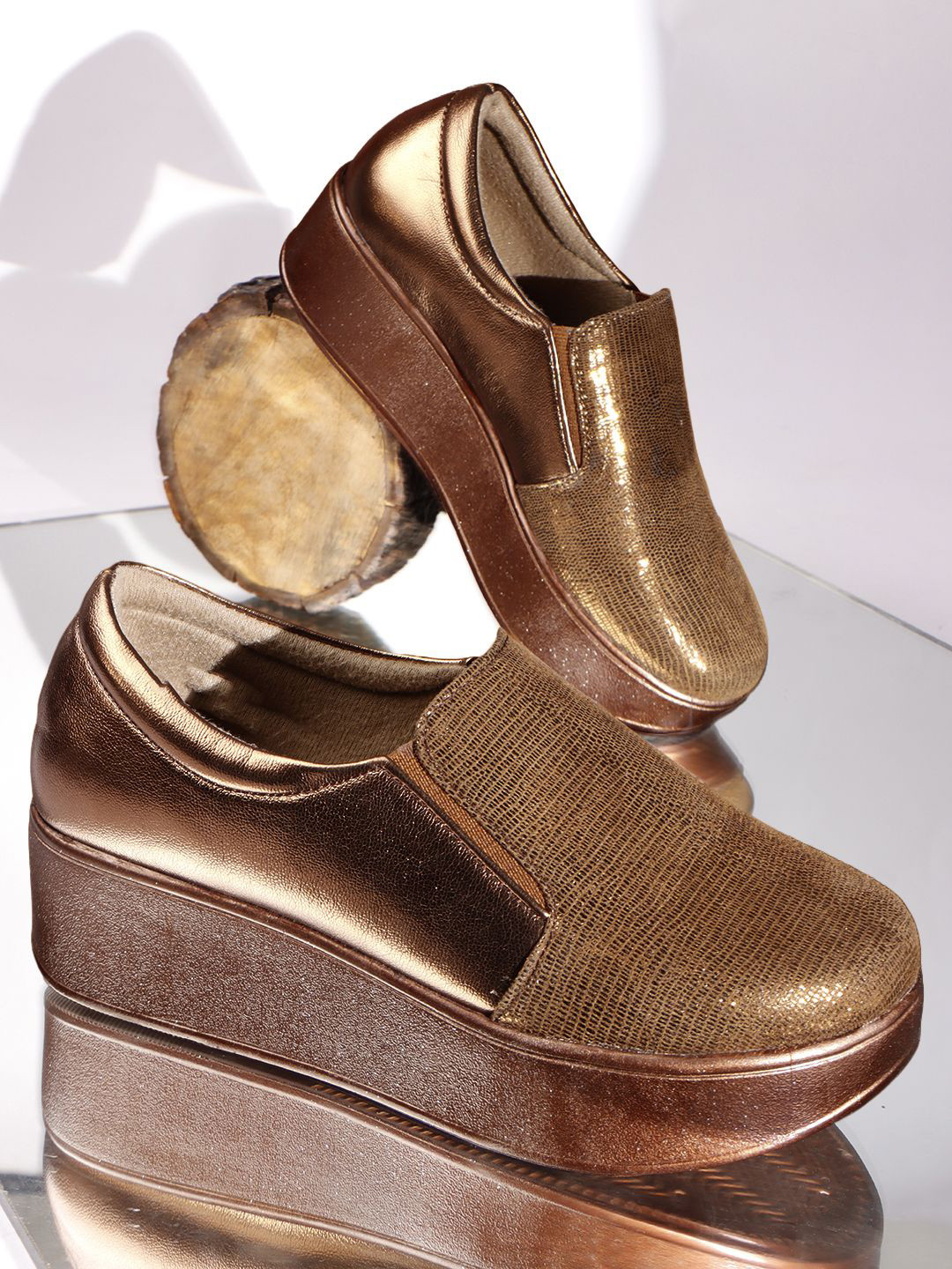 THE WHITE POLE Women Fashionable Trending Fancy Platform Loafers