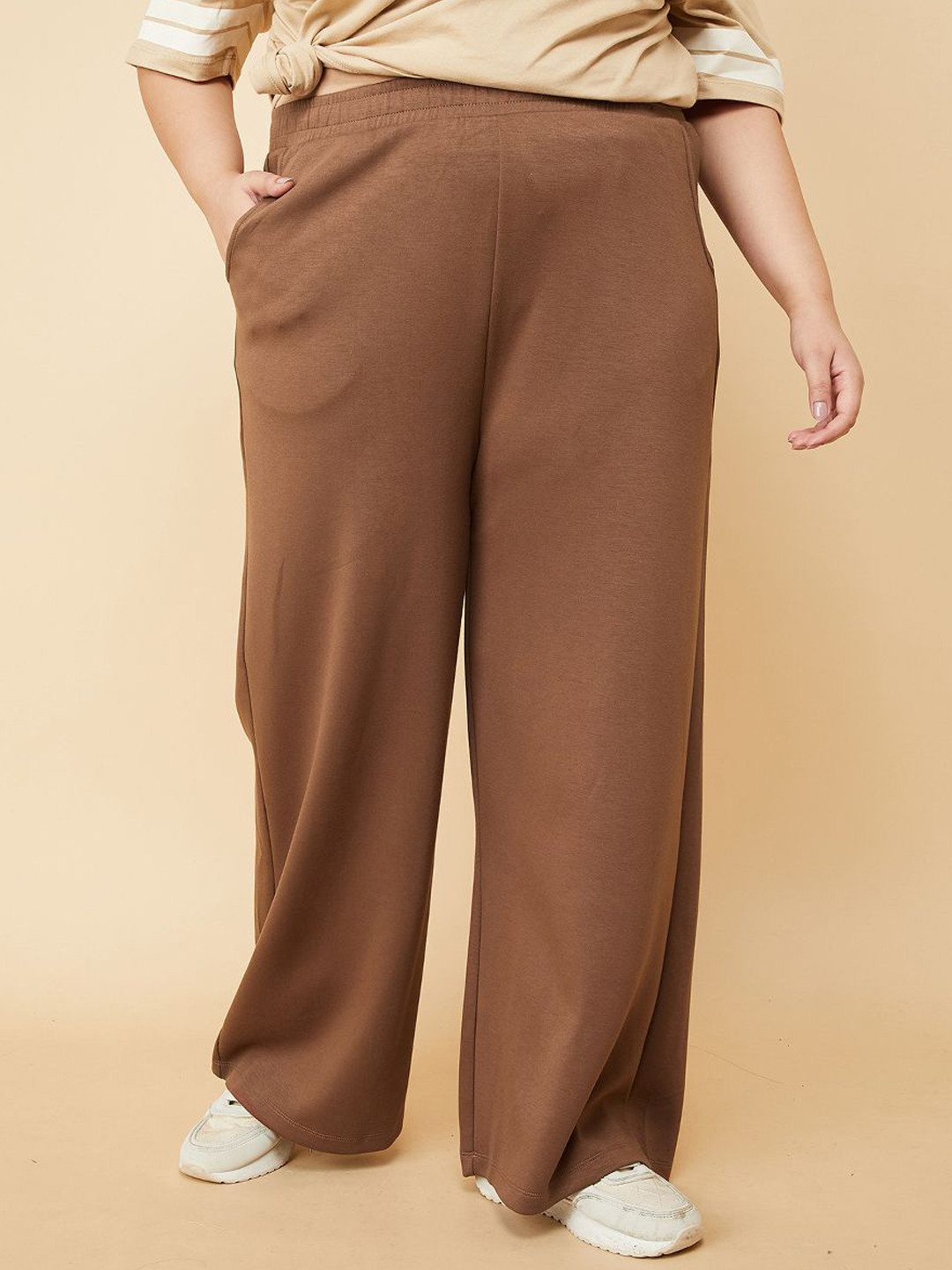max Wide Leg Mid-RiseTrack Pants