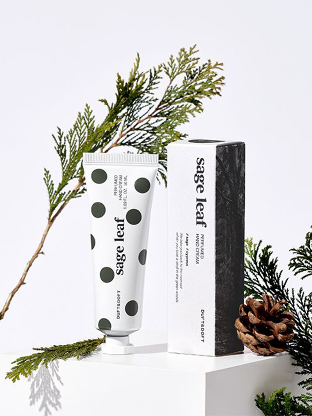 Duft & Doft Sage Leaf Hand Cream With Shea Butter For Refreshed Skin - 50 ml