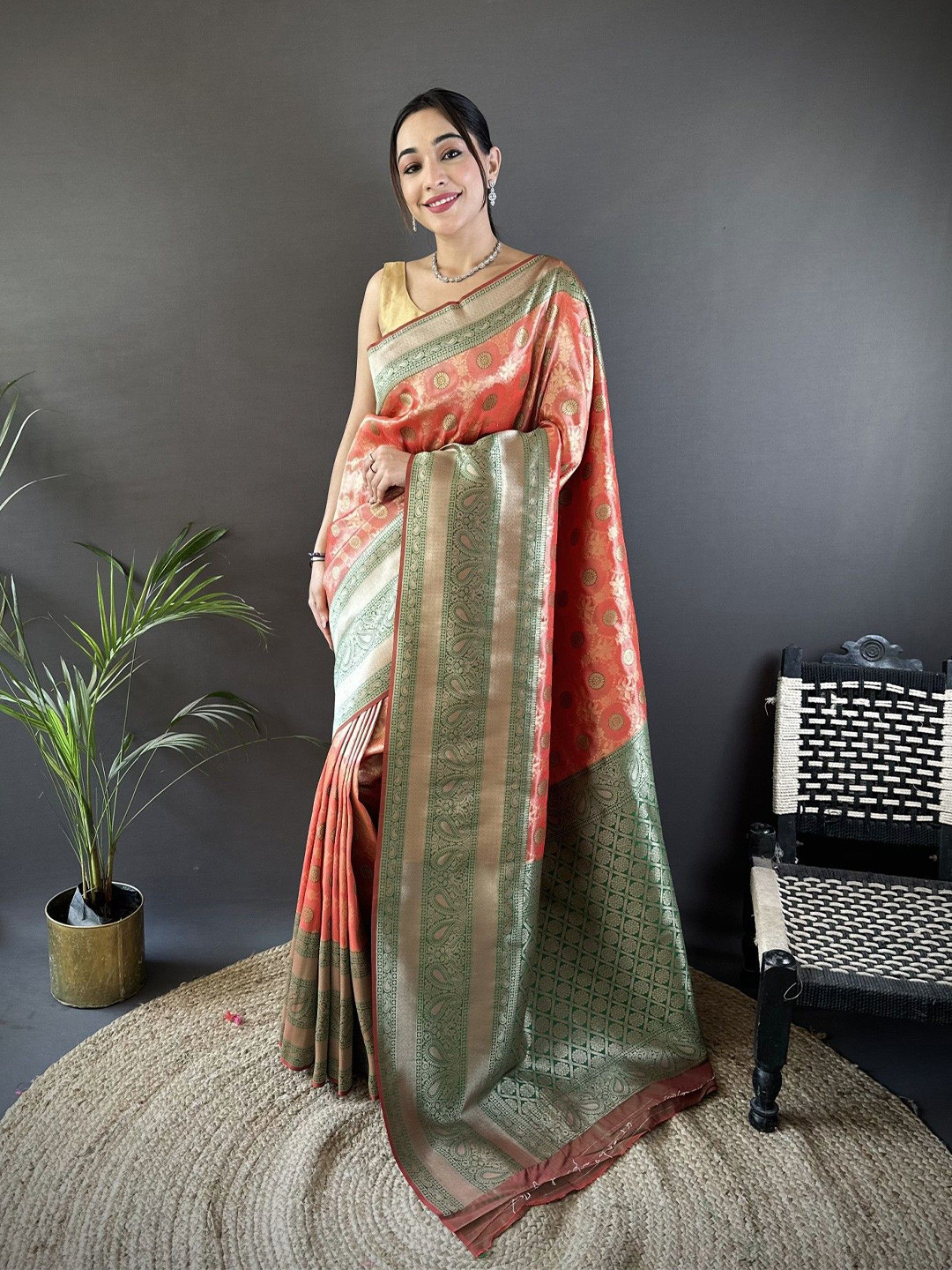 LeeliPeeri Designer Woven Design Zari Dharamvaram Silk Banarasi Saree & Unstitched Blouse