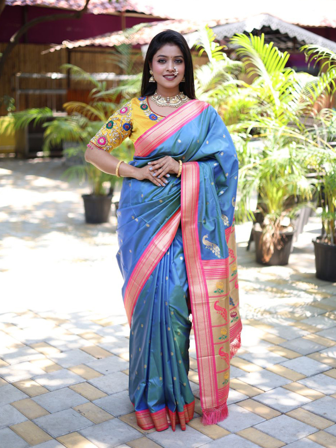Royal Rajgharana Saree Woven Design Zari  Designer Paithani Sarees
