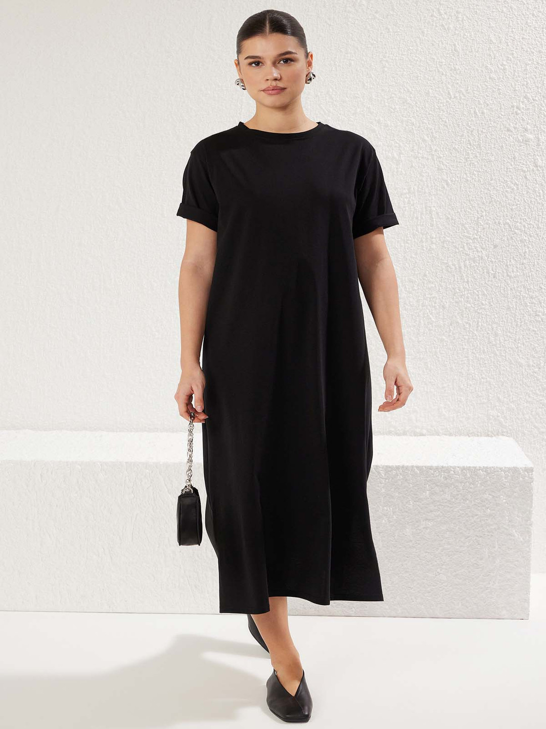 Trendyol Women Solid T-shirt Midi Dress
