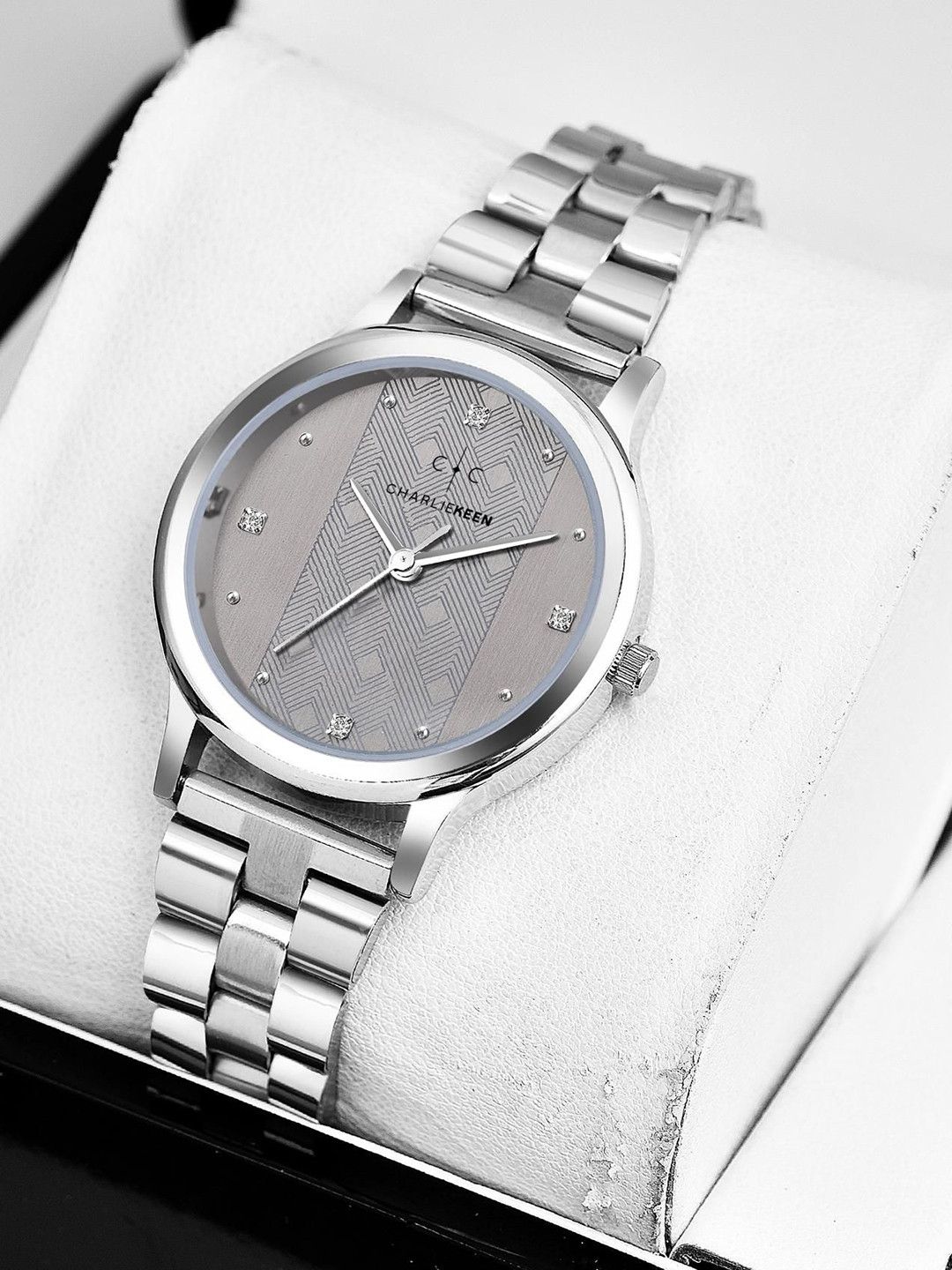 CHARLIEKEEN Women Patterned Dial & Wrap Around Straps Analogue Watch CC-LR016-GRY