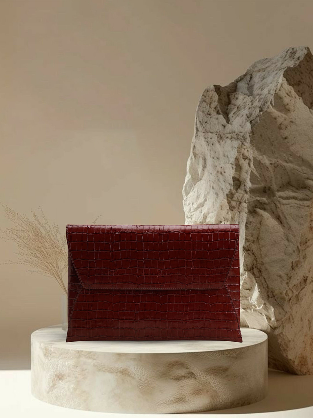 Hidelle Women Cognac Leather Laptop Bag