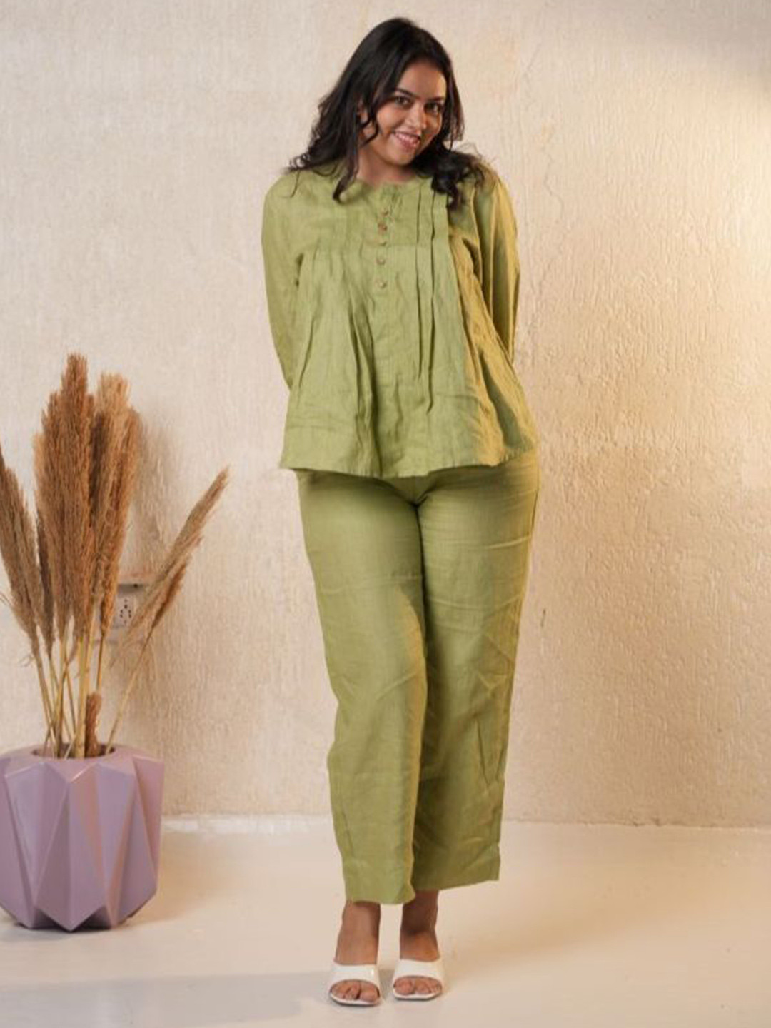 Pratha-house of linen Women Pleated A-Line Buttoned Top