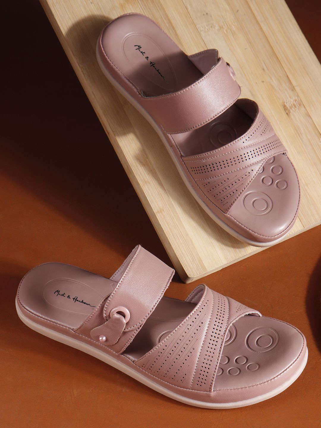 Mast & Harbour Women Open Toe Flats