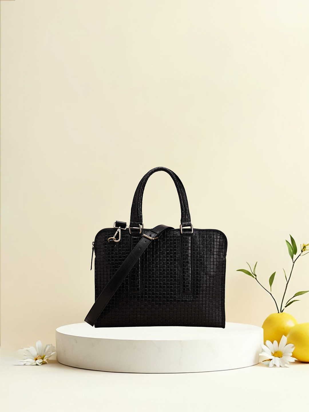 Hidelle Women Leather Laptop Bag