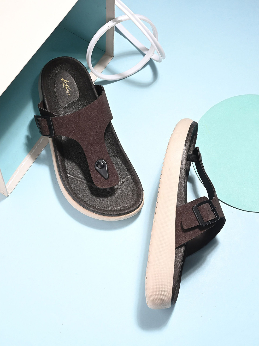 knoos Comfortable Thong Flip-Flops