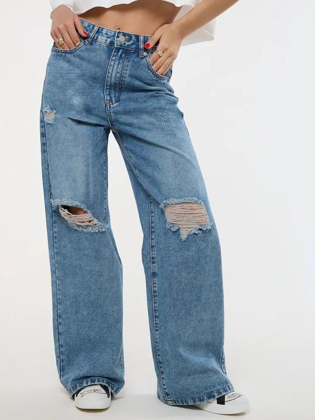 Aadvi Fashion Women Smart Baggy High-Rise Mildly Distressed Light Fade Stretchable Jeans