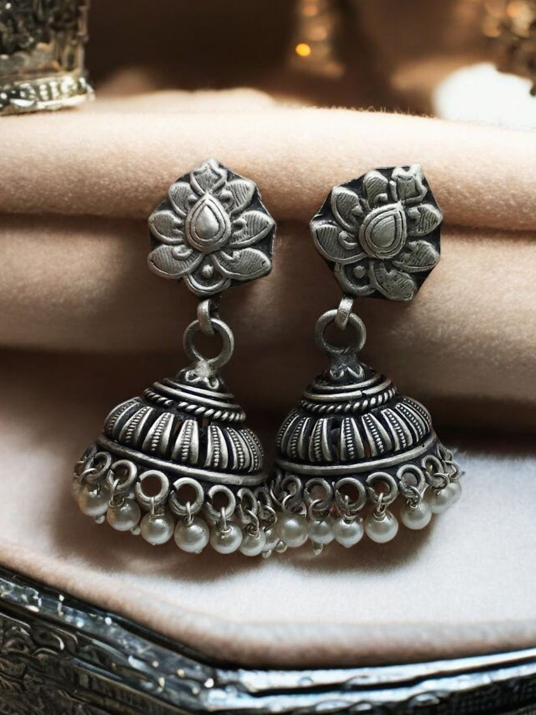SilverAura 925 Women Contemporary Oxidized Jhumkas Earrings with Silver Pearls