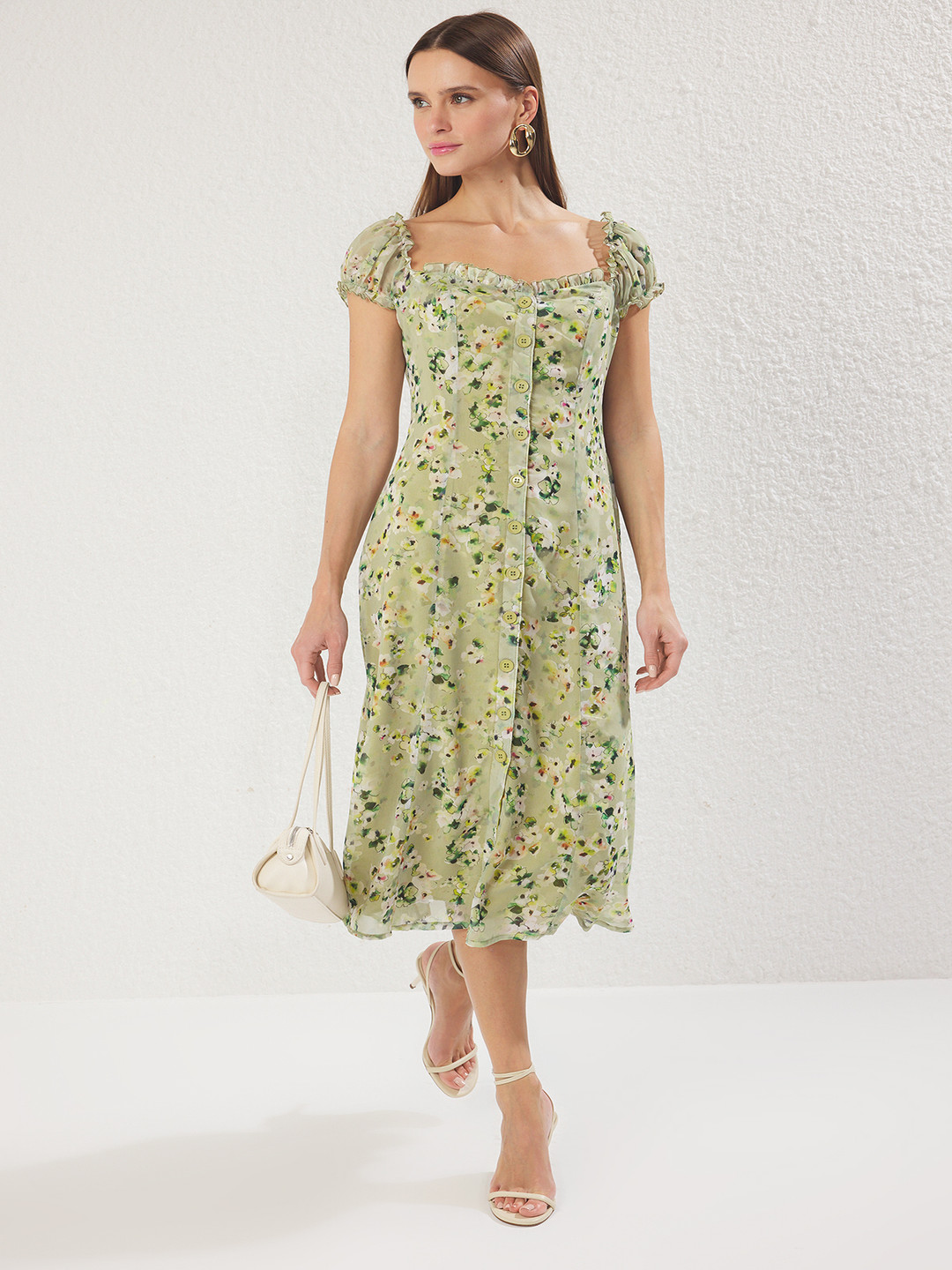 Trendyol Ak Yeil Women Floral Print Puff Sleeve A-Line Midi Dress