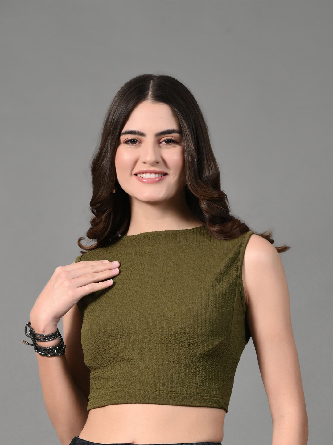 DressBerry Round Neck Sleeveless Solid Tops